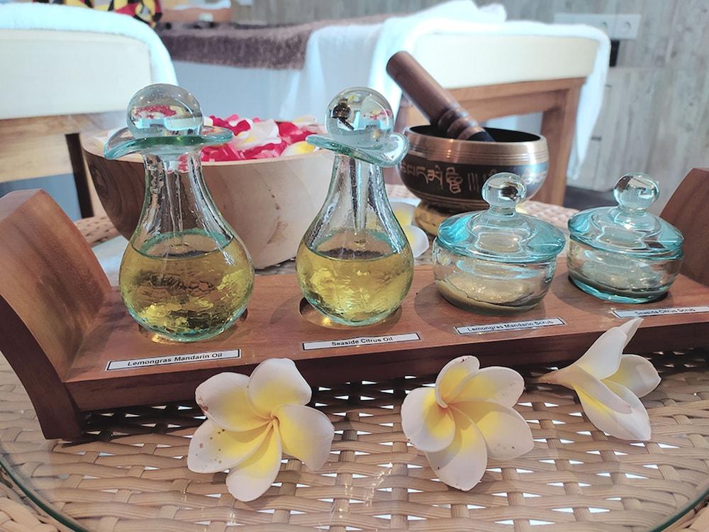 The Capital Hotel And Resort Seminyak Exteriör bild