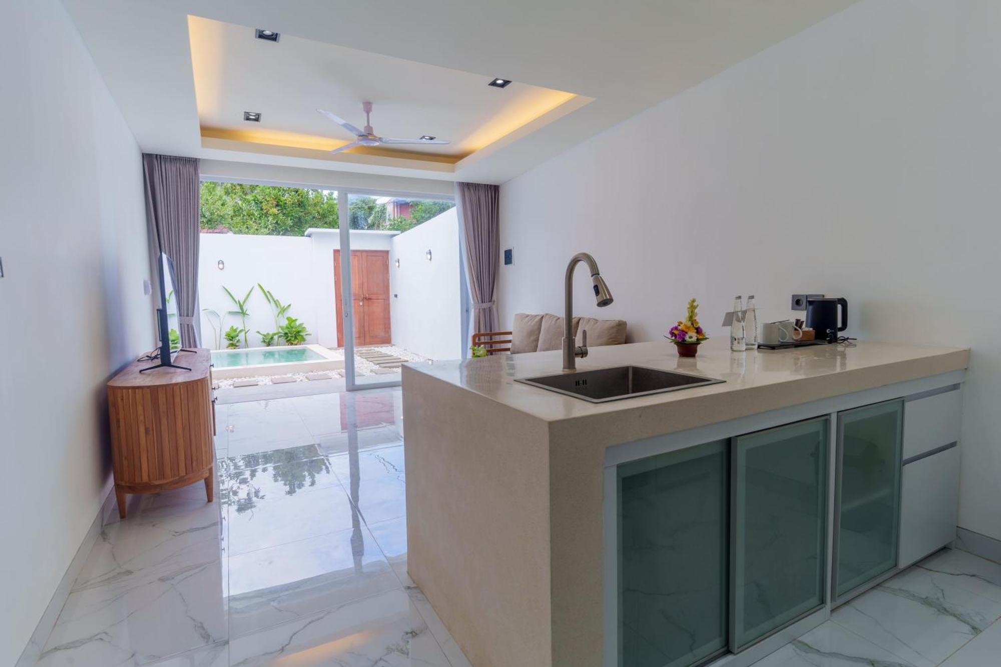 The Capital Hotel And Resort Seminyak Exteriör bild